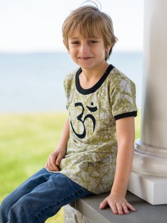 Boys Om Tee